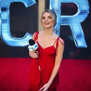 NWT Club Monaco Tiered Gaerwen Dress in Red/Rouge